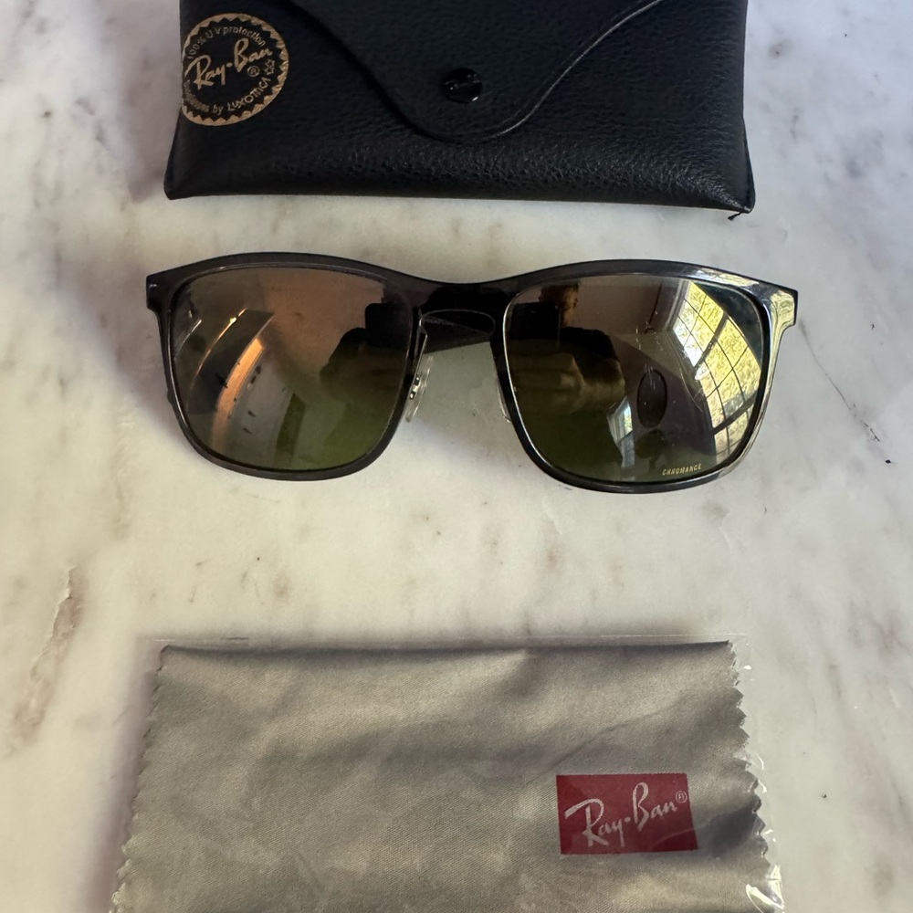 Ray-Ban Black Sunglasses with Case